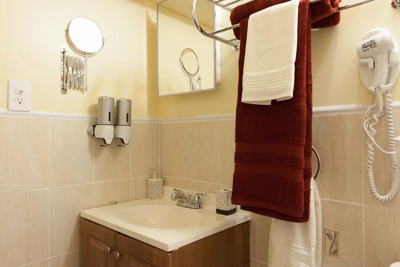 Studio, One And Two Bedroom Apartments - Bronx نيو يورك المظهر الخارجي الصورة